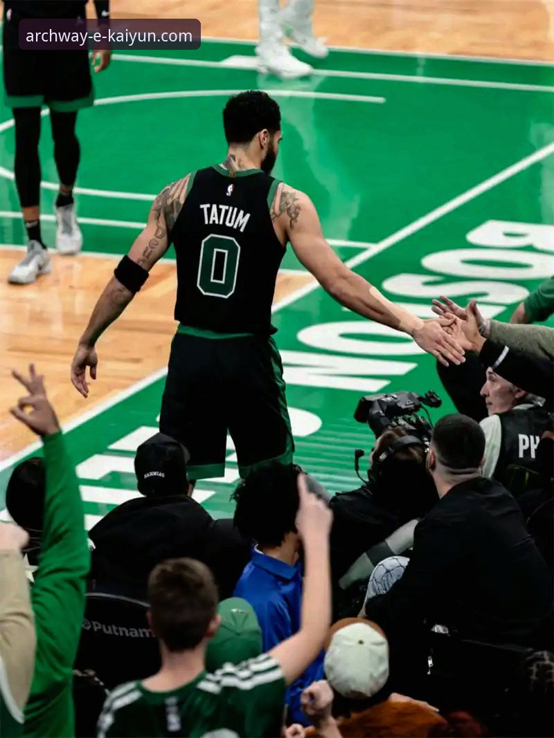 解析NBA关键战役：骑士险胜魔术的实用战术观察